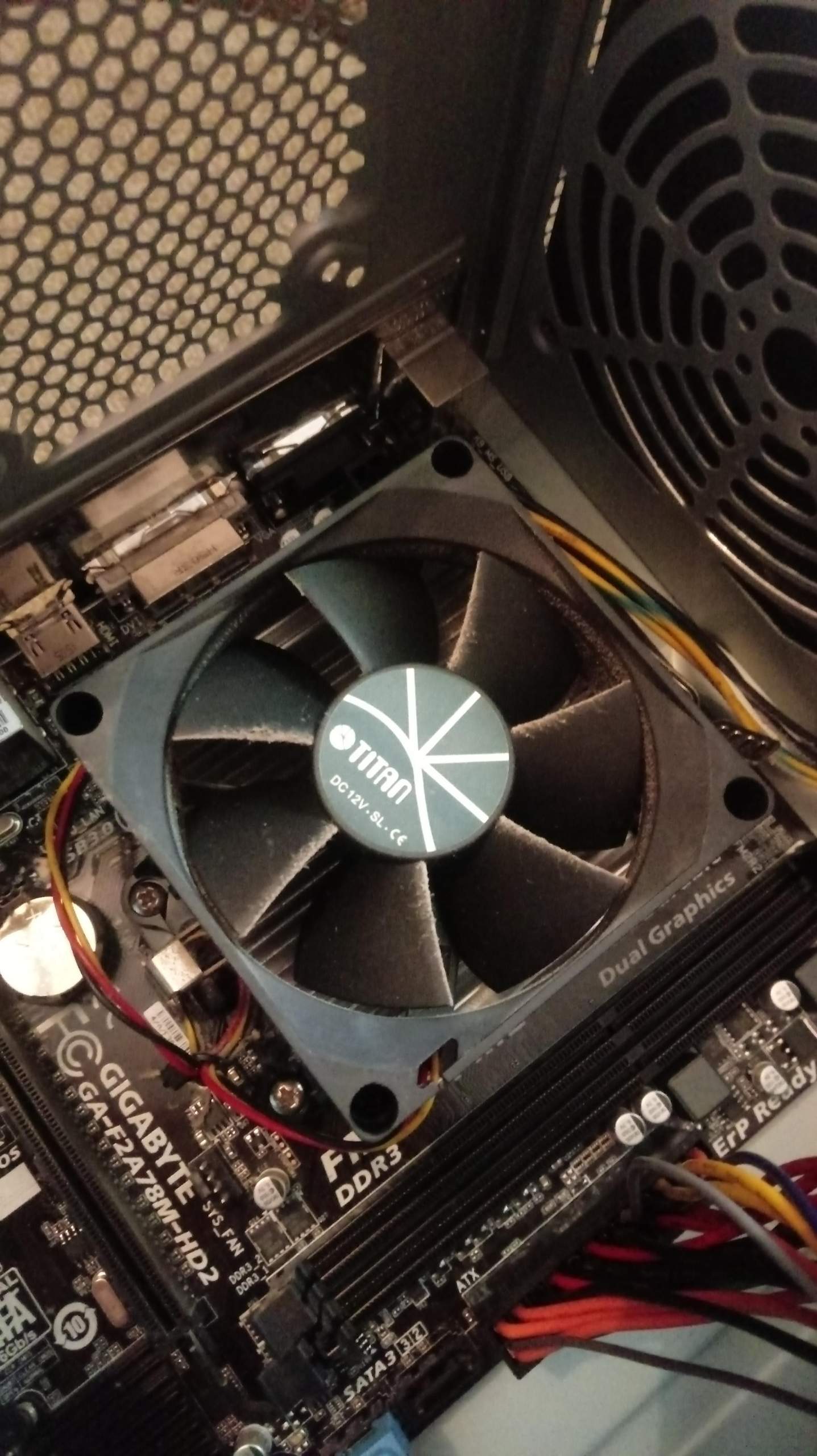 Hyrican pc aufrüsten zum gaming PC?