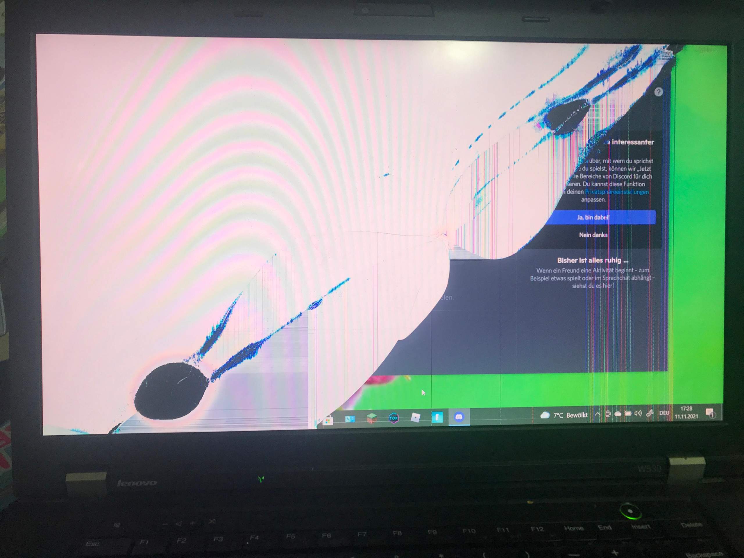 Ich brache dringend Hilfe, was ist mit meinem Laptop los 😭? Technik, PC)