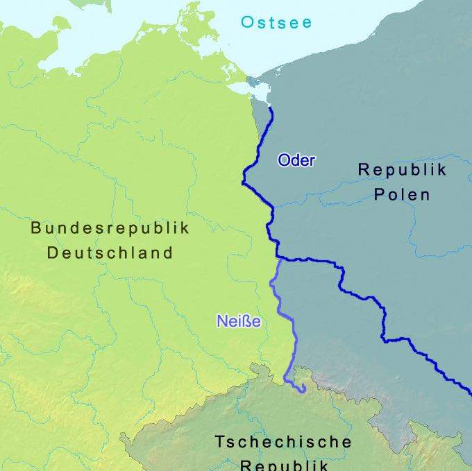 Ich habe eine Frage zur oder-neiße Grenze. In einem Text steht dass