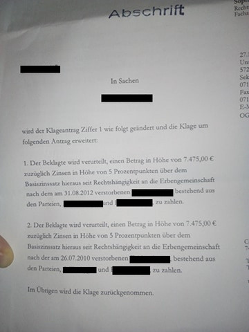 Ich habe gestern den Brief erhalten und frage mich auch,ob die Anwältin ...