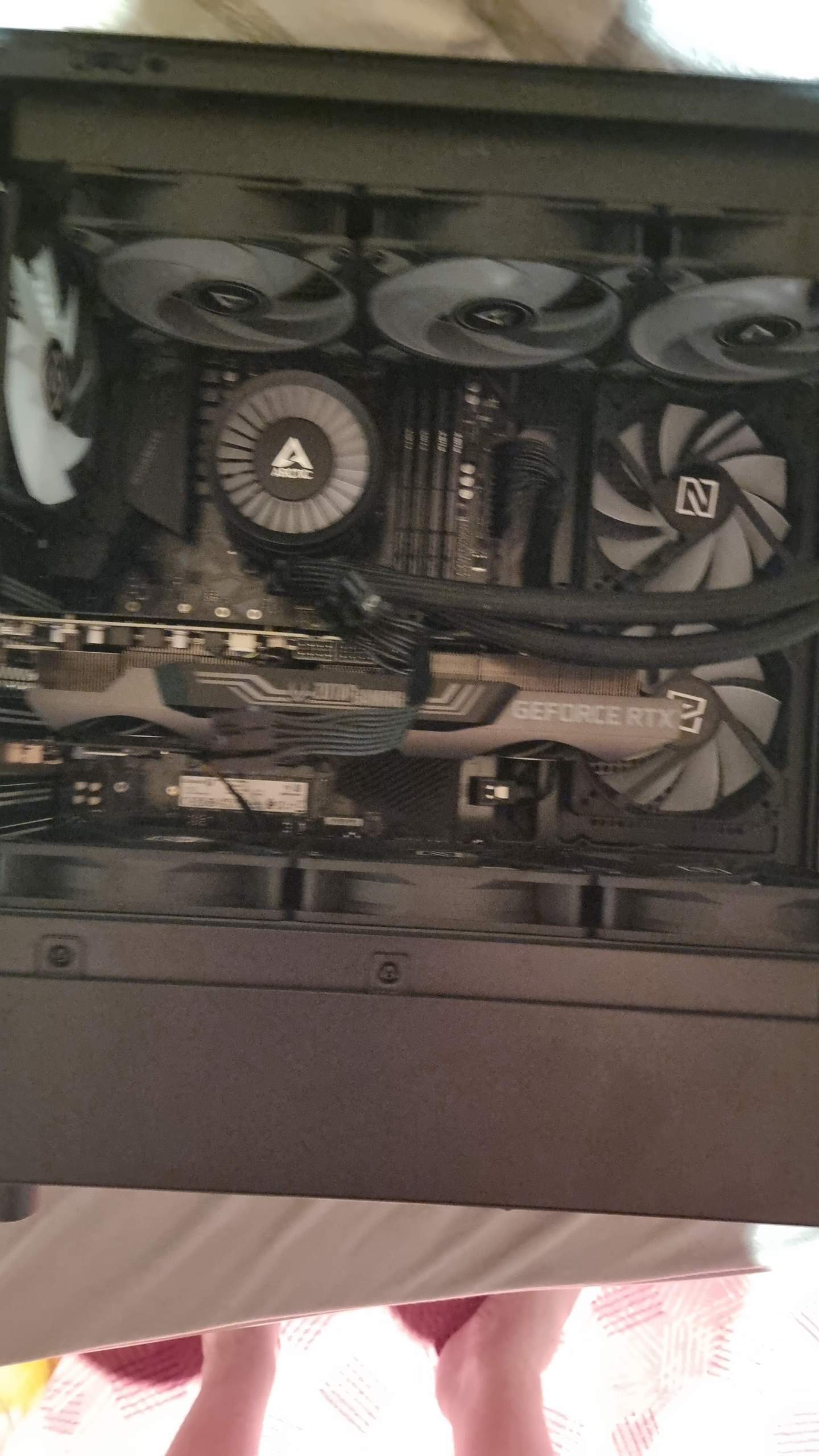 Ich werde RAM Module austauschen. Aktuell ist die 360mm AIO ...
