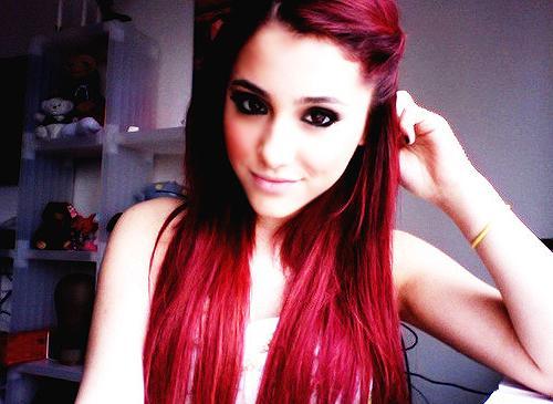 Ariana Grande - (Haare färben, Ariana Grande, rote Haare)