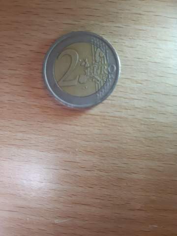 Ich möchte gern wissen ob meine italienische 2euro Münze von 2002 eine fehlprägung ist kennt sich eventuell jemand aus?