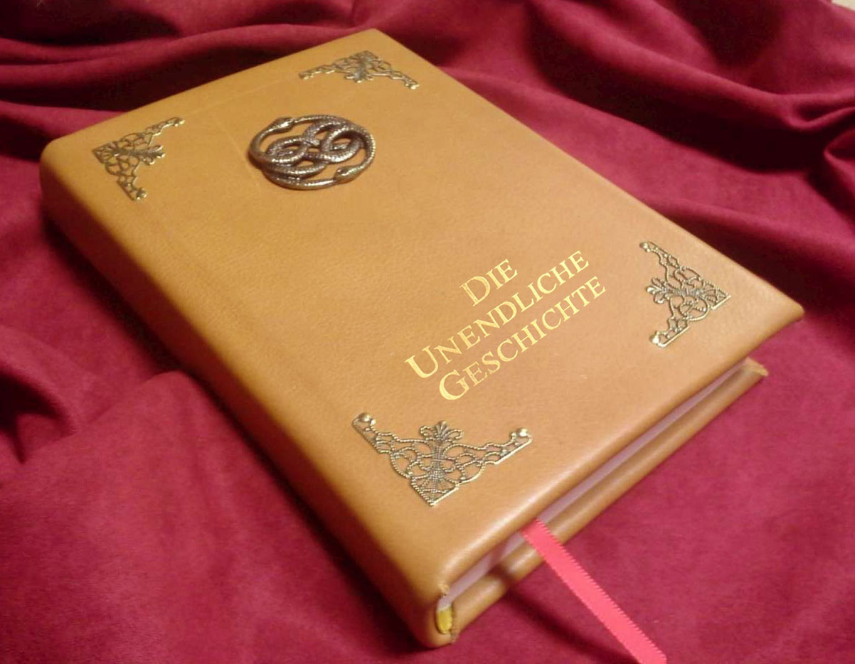 Ich Wurde Gerne Den Film Die Unendliche Geschichte Neu Drehen Mit Aktuellen Effekten Internet Buch Tv