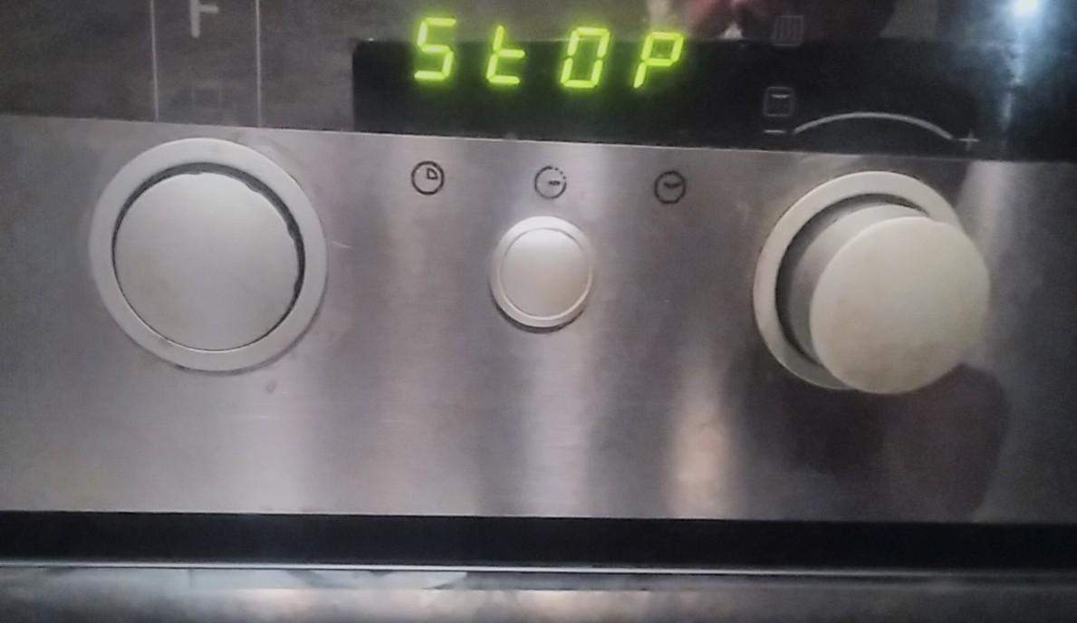 Ikea Backofen. Wie kriege ich den wieder an? (Strom, Elektrik, Küche)