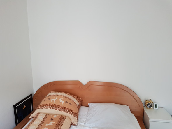 In welcher Höhe soll ich dieses Bild über dem Bett aufhängen? (Bilder)