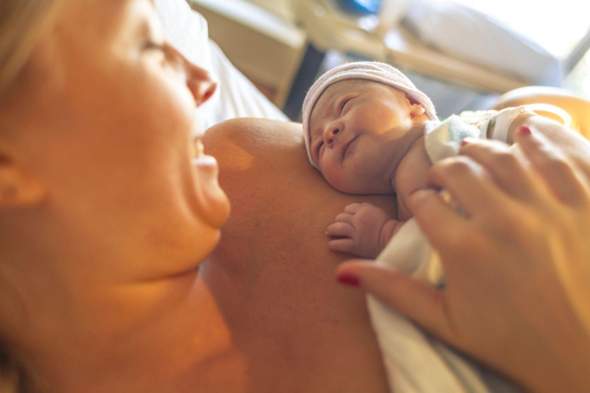 In welcher Position bei der Geburt, habt ihr euer Kind zur Welt gebracht, oder seit ihr auf die Welt gekommen?