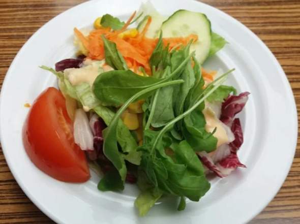 Insalata Mista wie aus Pizzeria? Rezept? (Pizza, Salat) Insalata Mista wie aus Pizzeria? Rezept? (Pizza, Salat)