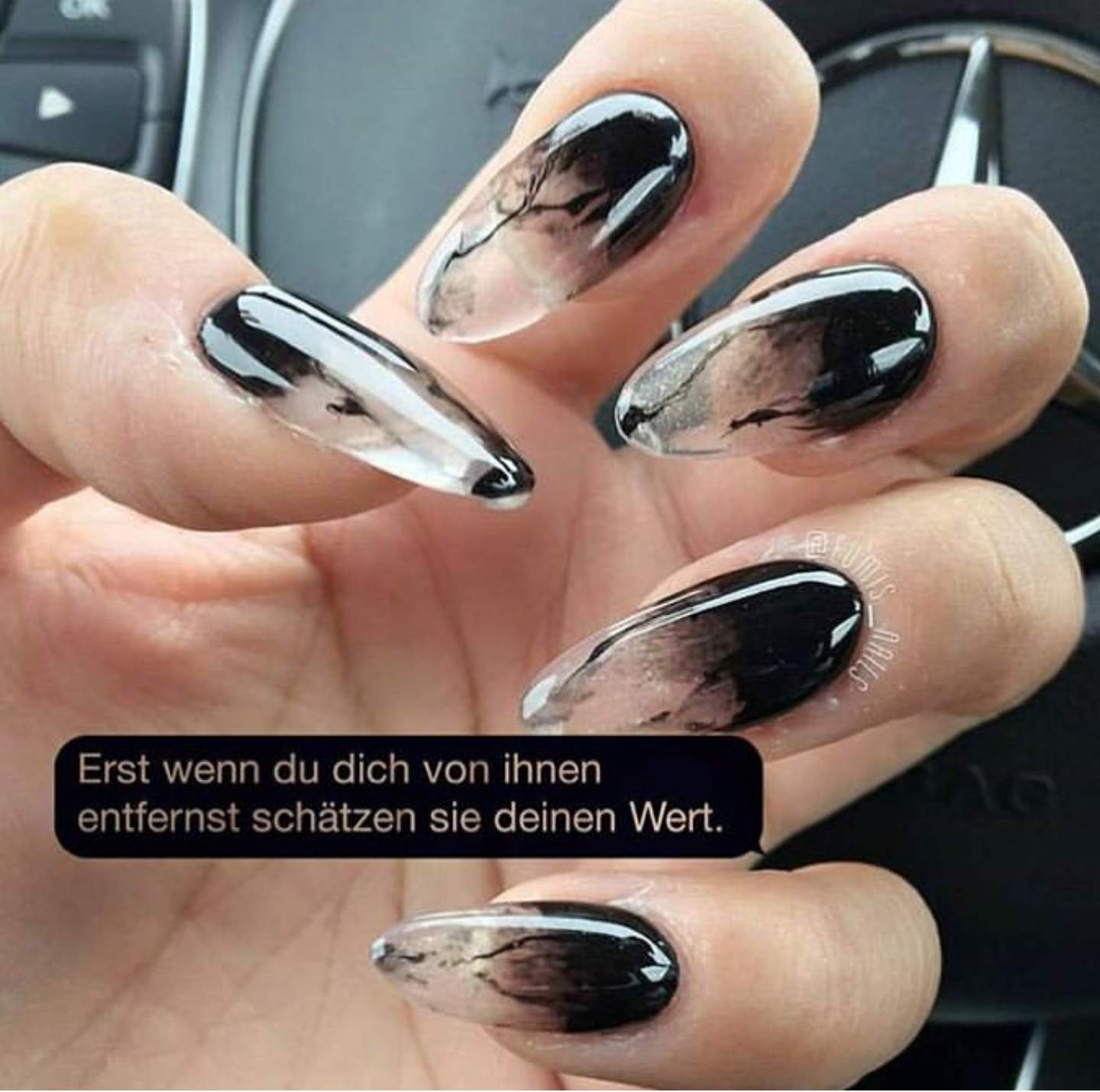 Instagram Bilder mit Sprechblasen? (Handy, Smartphone, traurig)