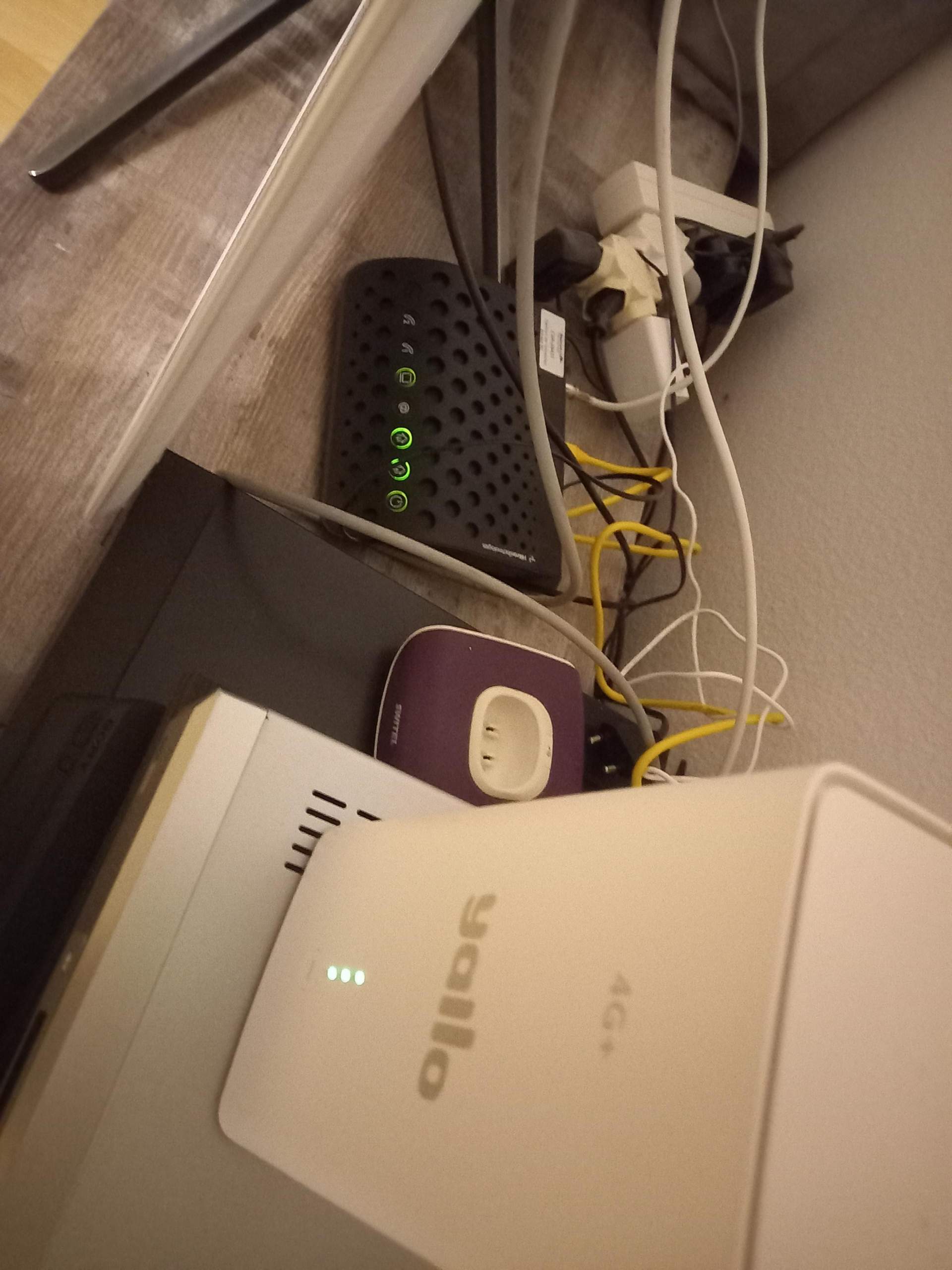 langsam, warum? (WLAN, Schweiz,