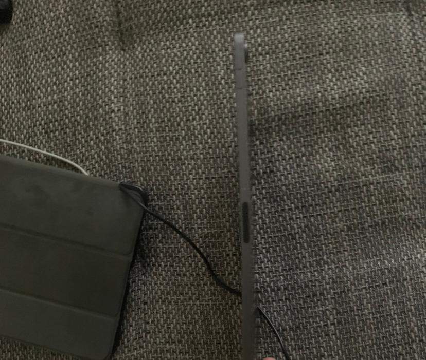 iPad hingefallen Streifen im Display,was tun? (Handy, Reparaturkosten)