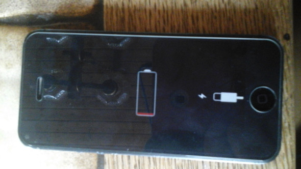 Iphone 5 Geht Nicht An Akku Kaputt Apple Laden