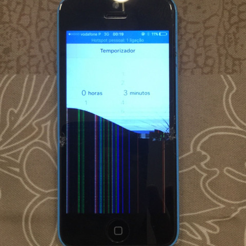 iPhone Bildschirm kaputt  - (iPhone, Bildschirm, Iphone5c)