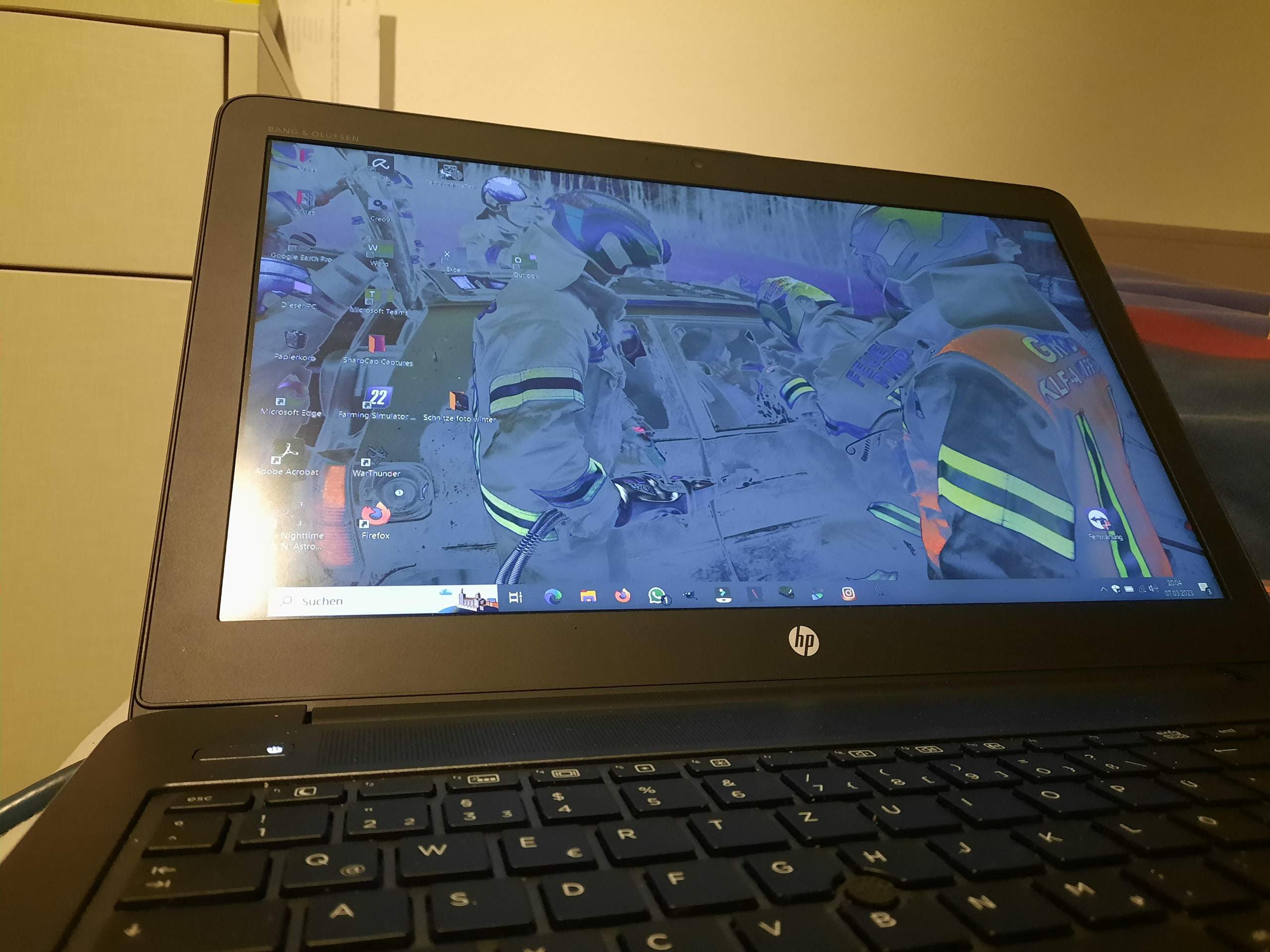 Ist Das Beim Laptop Bildschirm Normal PC Display HP ist-das-beim-laptop-bildschirm-normal-pc-display-hp