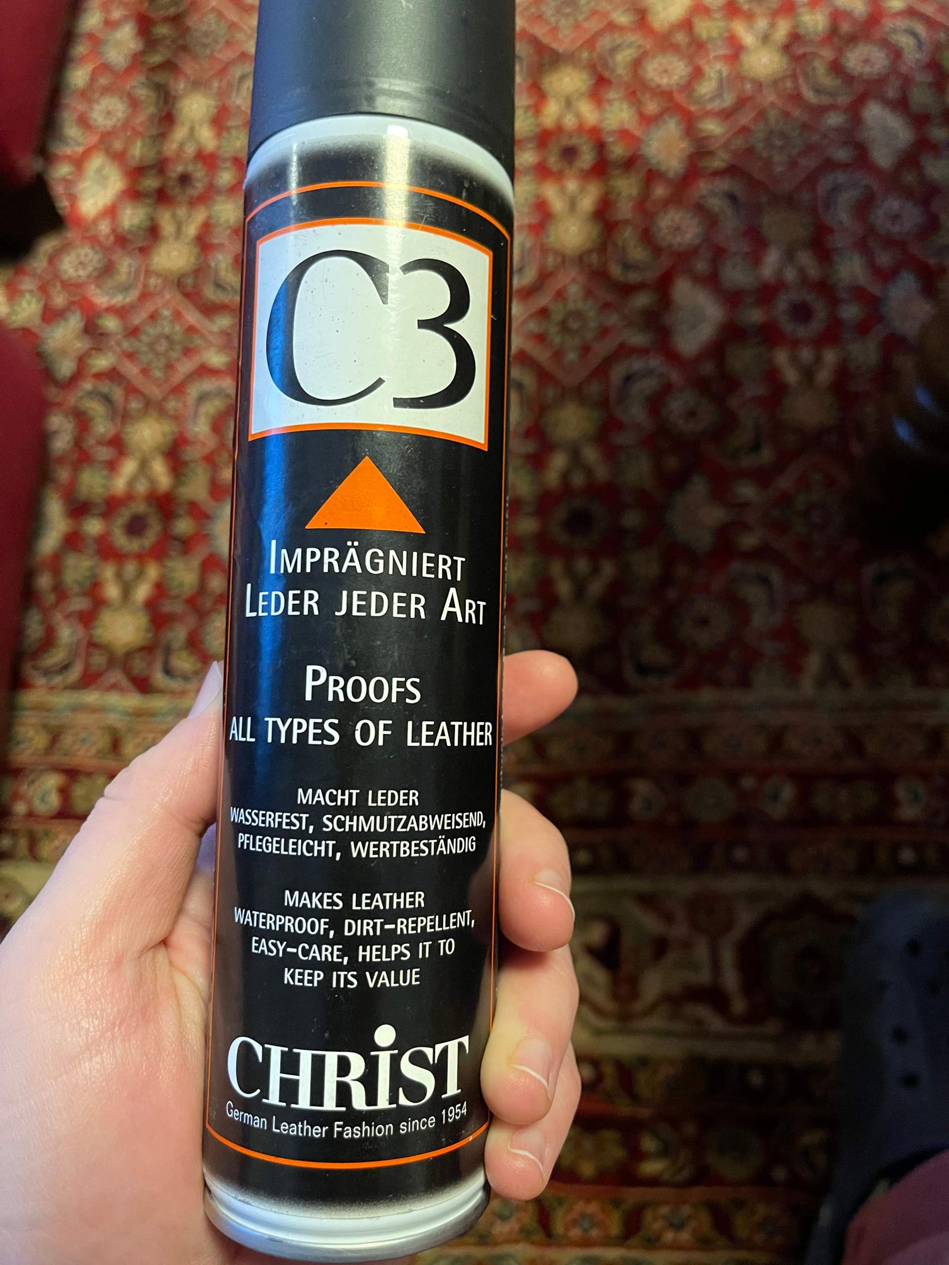 Ist das Christ C3 Imprägnierspray geeignet für Schuhe? (Leder, Stiefel)