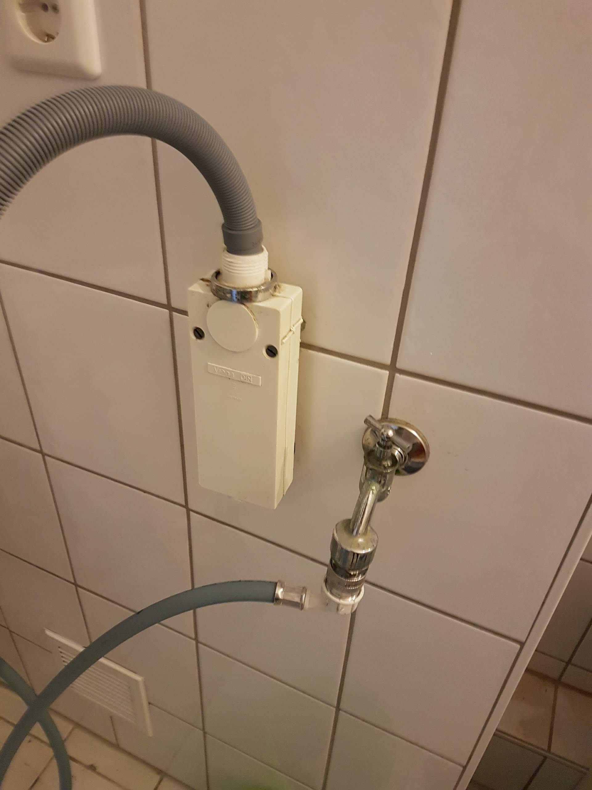 Ist das der Abfluss von der Waschmaschine? Technik, Technologie)