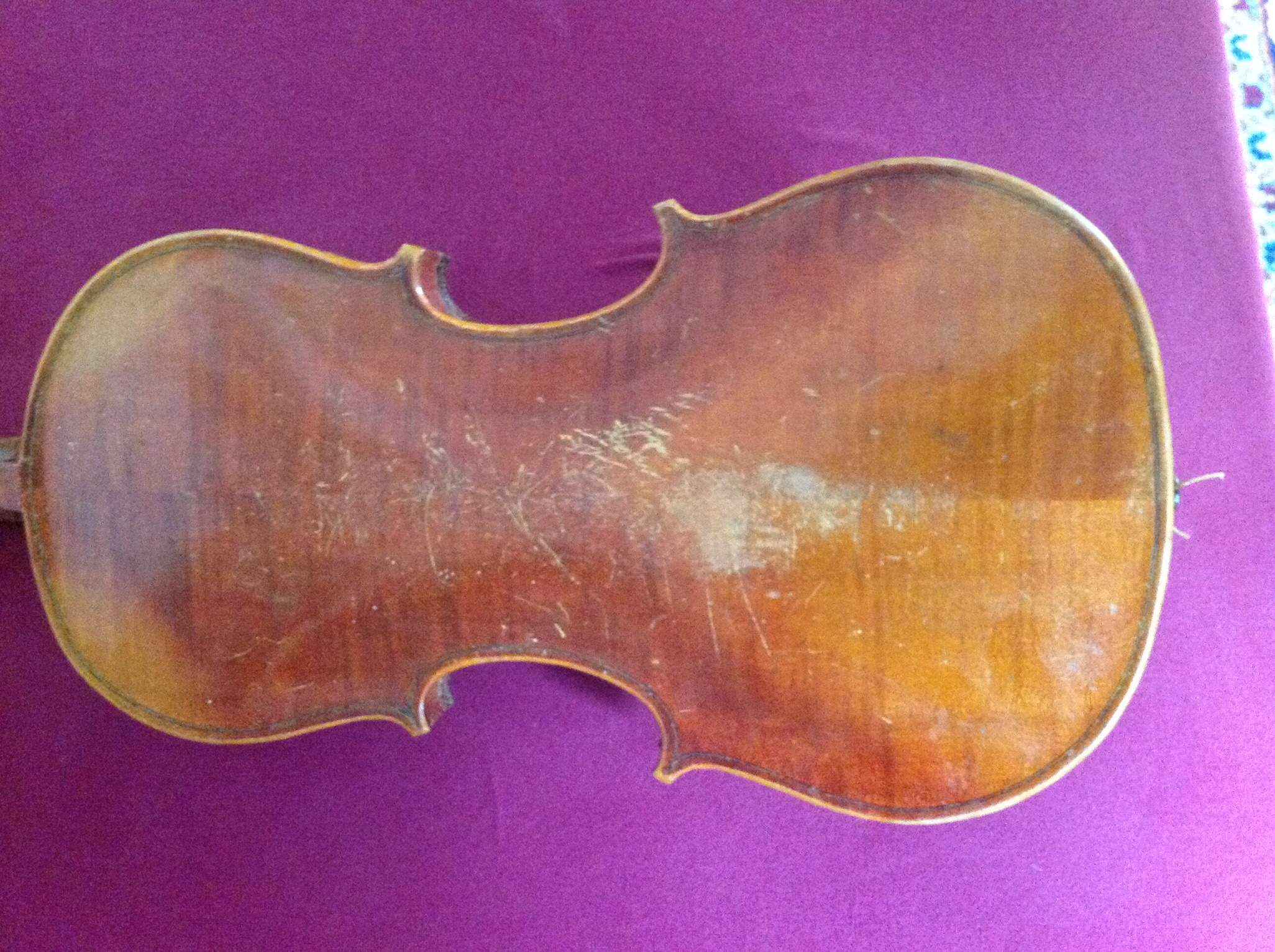 Ist das eine Stradivari? (Geige, echt, Geigenbauer)