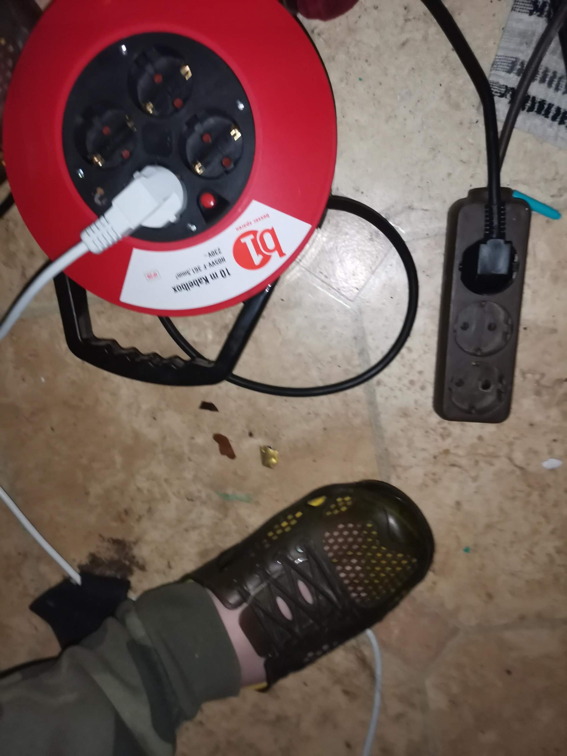 Ist das gefährlich? (Technik, Technologie, Strom)