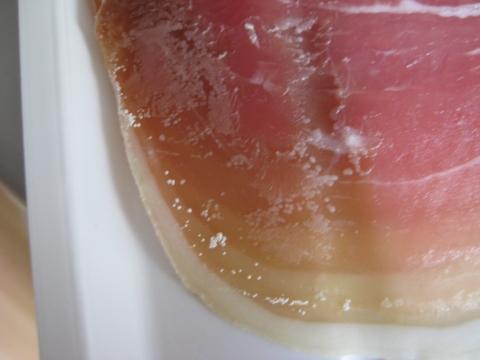 Ist das Schimmel am Schinken? (mit bild)