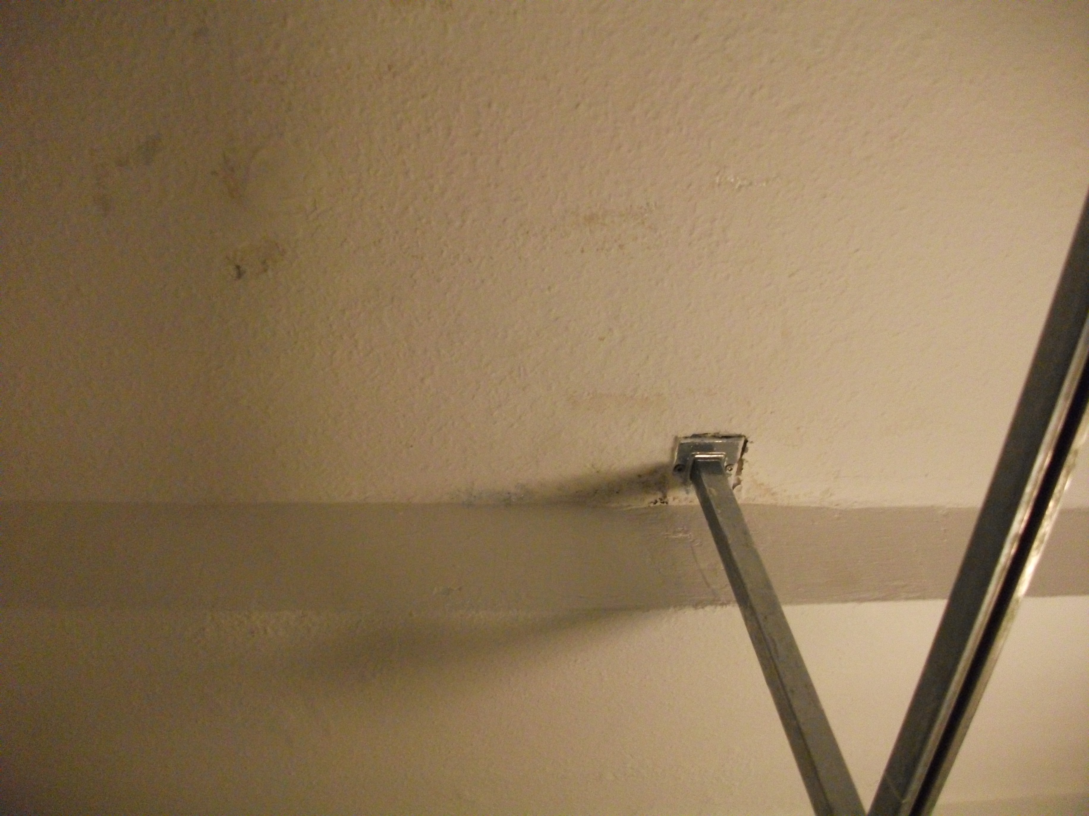 Ist das Schimmel, bin mir unsicher? (Wohnung, Nachbarn, Flecken)