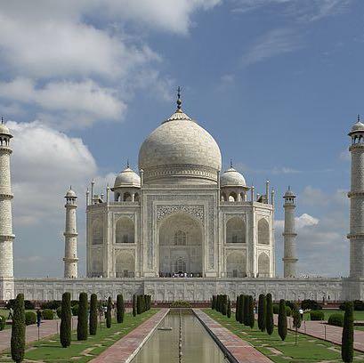 Ist das Taj Mahal ein muslimisches Bauwerk oder nur nach Islamischer Architektur gebaut?