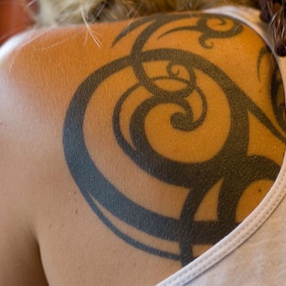 Ist das Tattoo schlecht gestochen? (Qualität, gut oder schlecht)