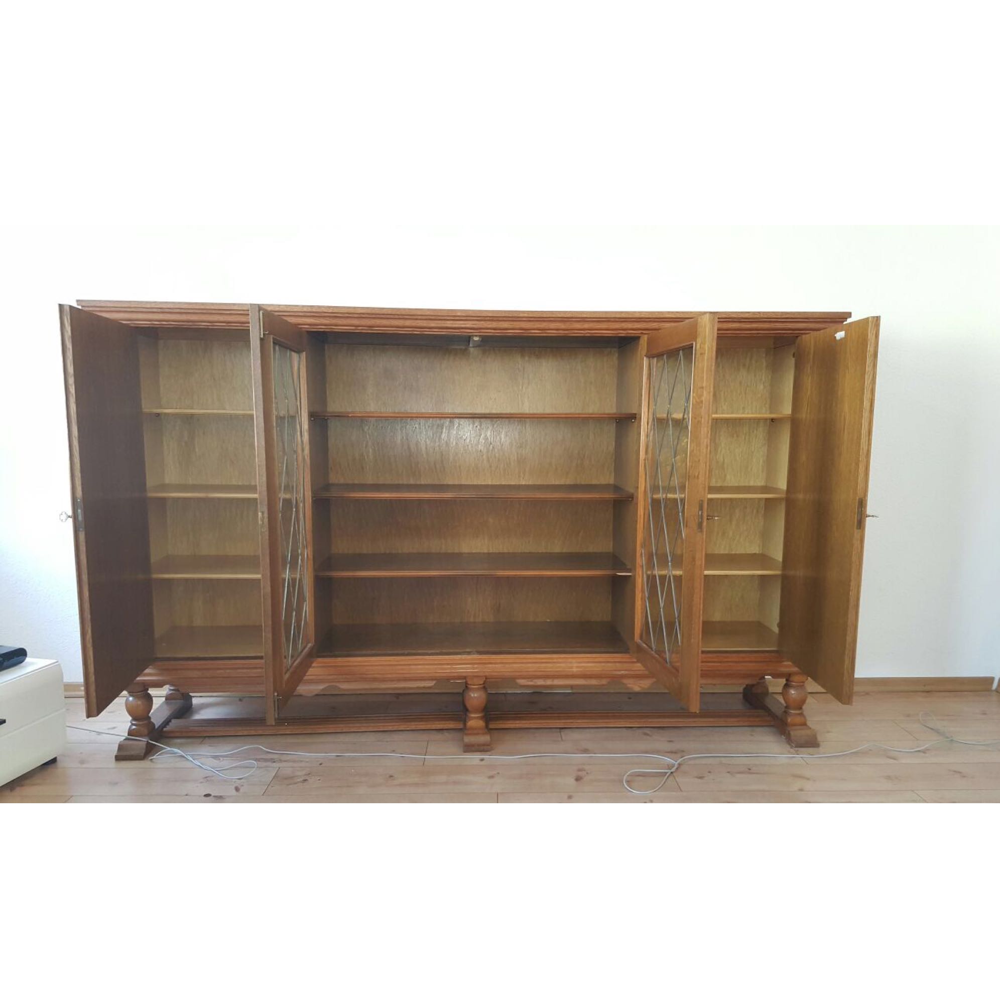 16+ Wahrheiten in Antiker Schrank Wert: Barock schrank, nussbaum, um 1760, grosser, zerlegbarer barockschrank aus nussbaum. 16+ Wahrheiten in Antiker Schrank Wert: Barock schrank, nussbaum, um 1760, grosser, zerlegbarer barockschrank aus nussbaum.