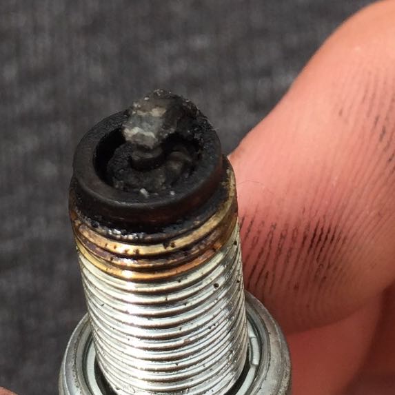 Ist das Zündkerzenbild schlecht? (Motorrad, Roller, Motor)
