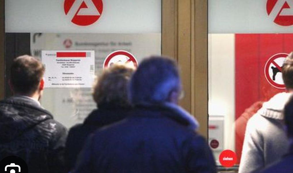 Ist der Fachkräftemangel gar nicht so groß? (Politik, Deutschland, Arbeit)