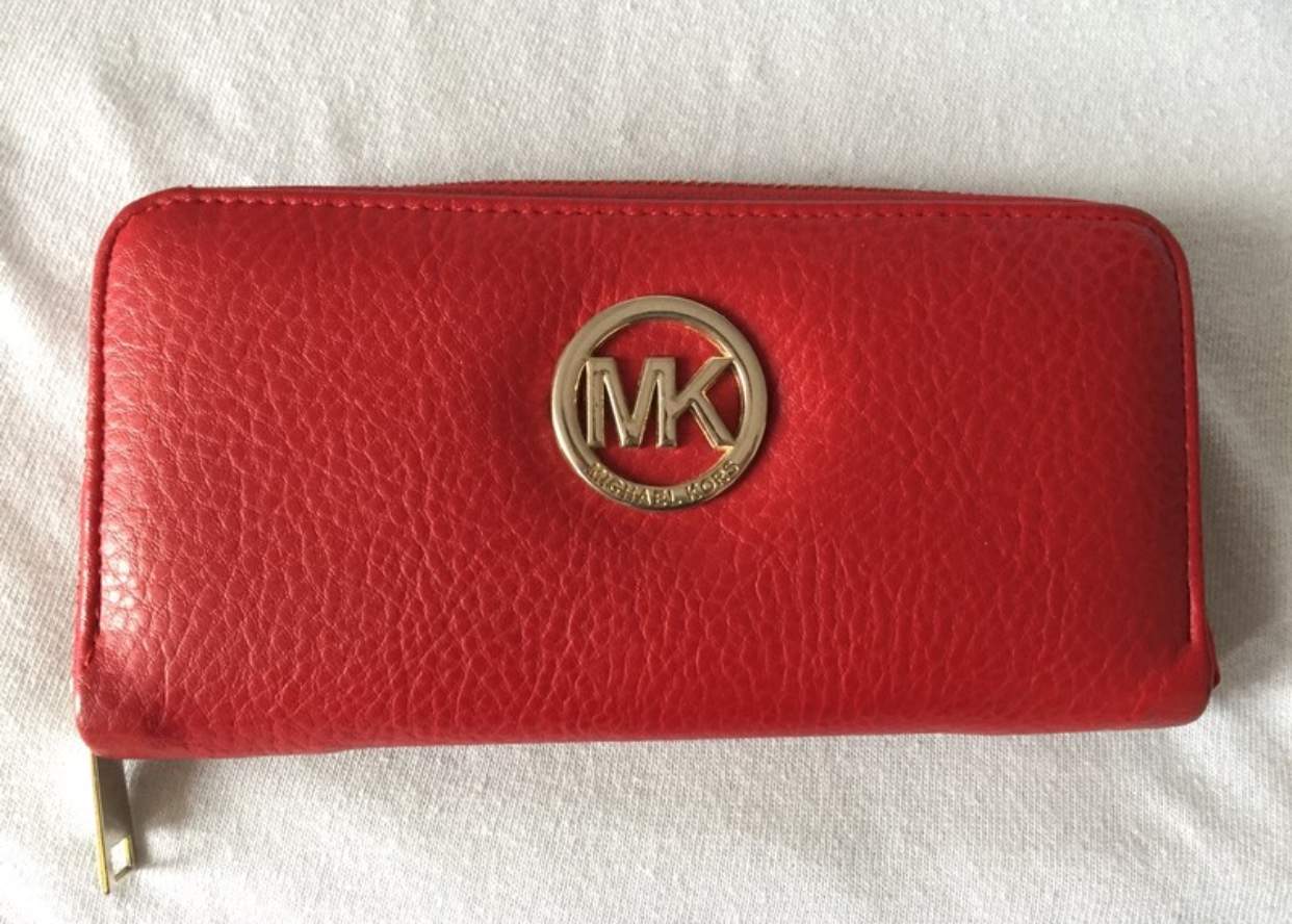 Woran erkennt man original michael kors geldbeutel