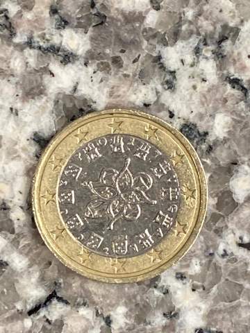 Ist diese 1€ Münze viel wert? Handelt es sich hierbei um eine Fehlprägung?