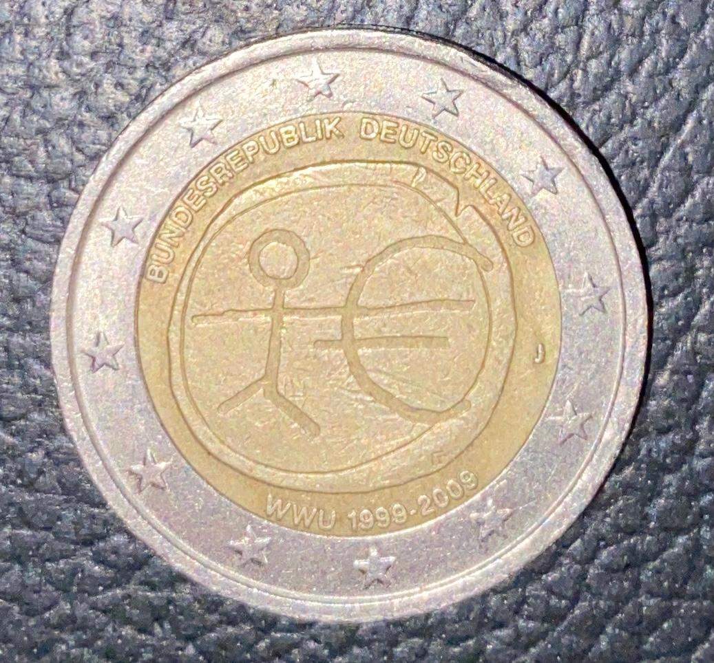 Ist diese 2€ Münze eine Fehlprägung?