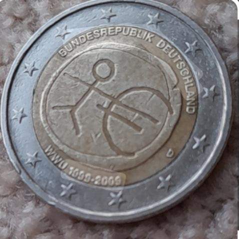 Ist diese 2€-Münze etwas wert und wenn ja, wie viel?