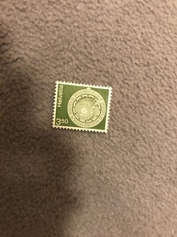 Ist diese Briefmarke aus der Schweiz gültig?