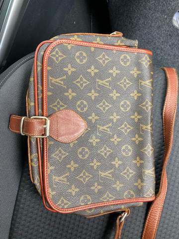 Ist diese Louis Vuitton Handtasche  wirklich echt, wer hat Ahnung?