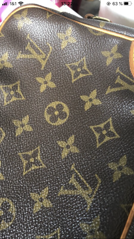 Ist diese Louis Vuitton Tasche echt? Vintage LV Pochette Tasche?