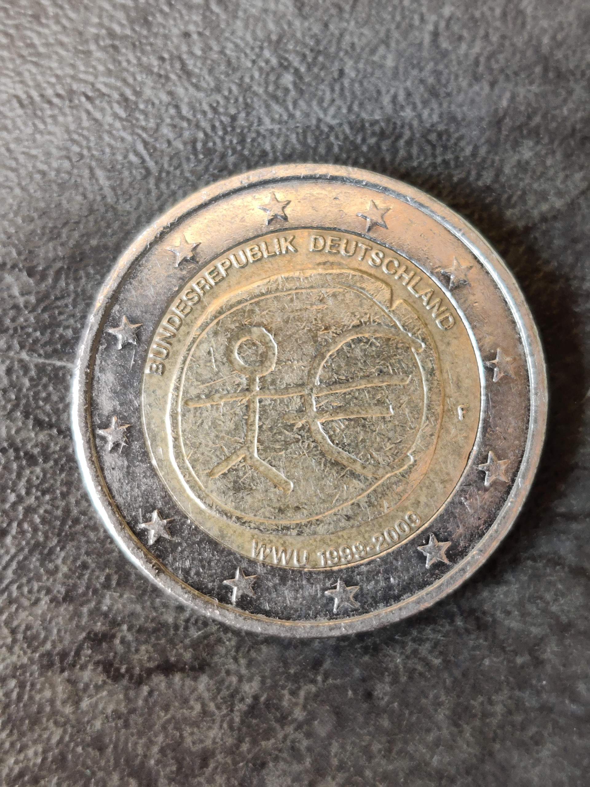 Ist diese Münze was Wert (2 Euro)? (Geld, Münzen, Sammler)