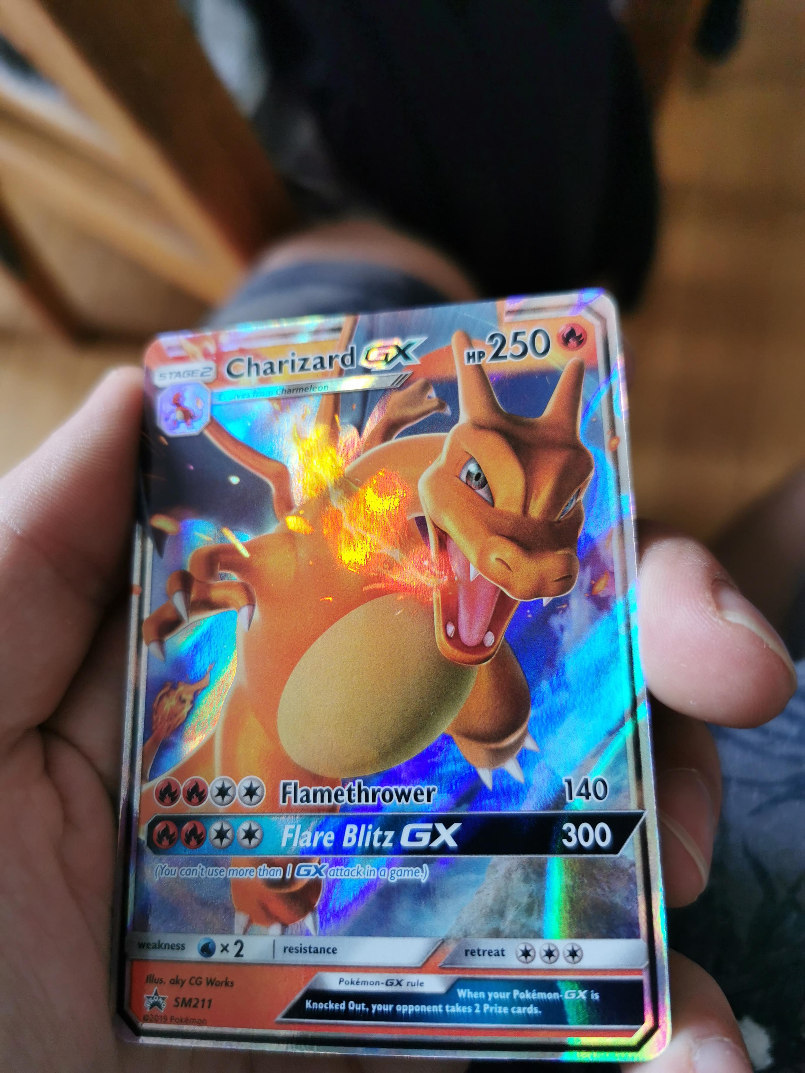 Ist diese pokémon Karte was wert (glurak)? (Spiele und Gaming, Pokemon