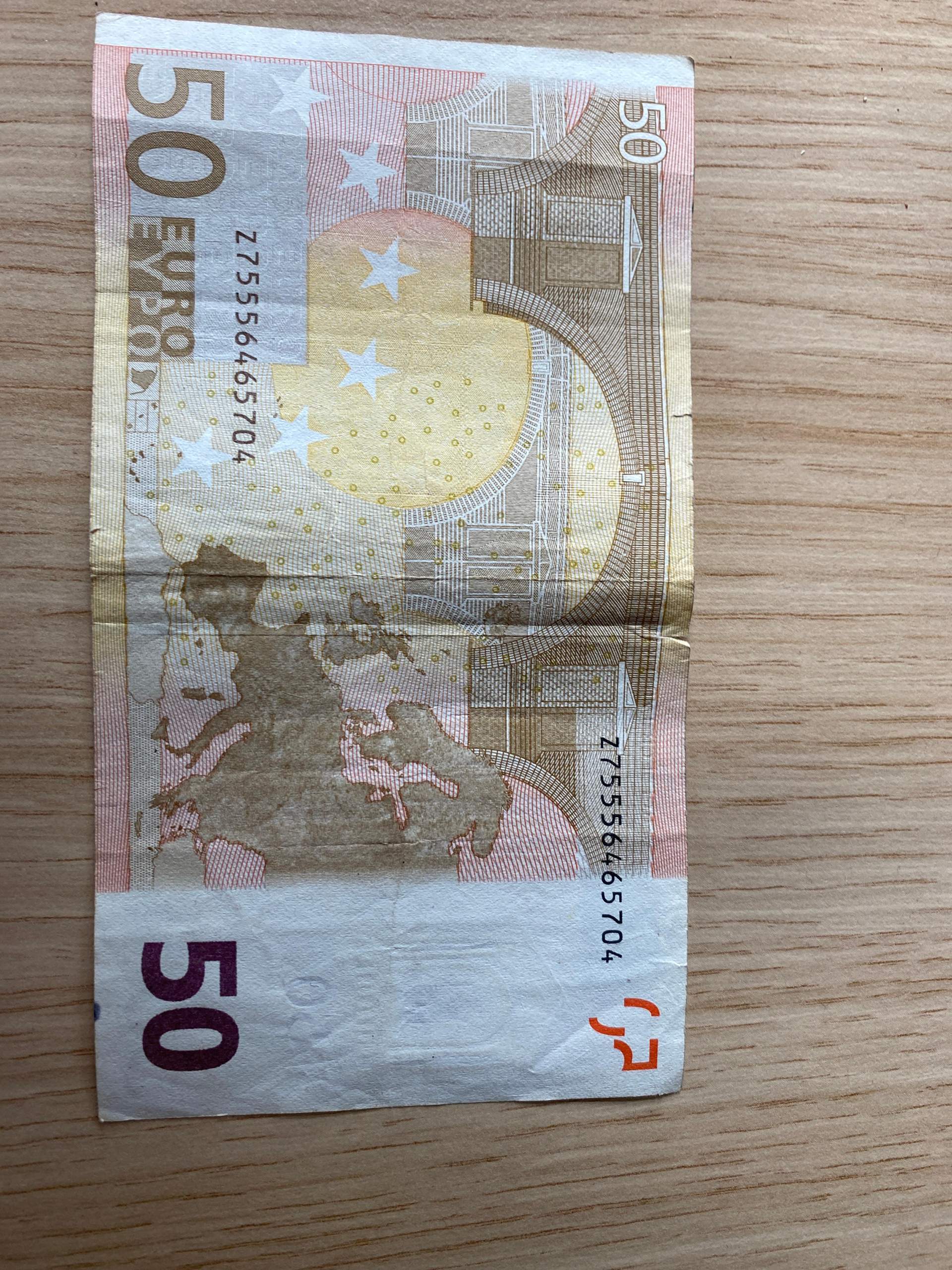 Ist dieser alte 50 Euro Schein etwas wert? (Geld, Banknoten) Ist dieser alte 50 Euro Schein etwas wert? (Geld, Banknoten)