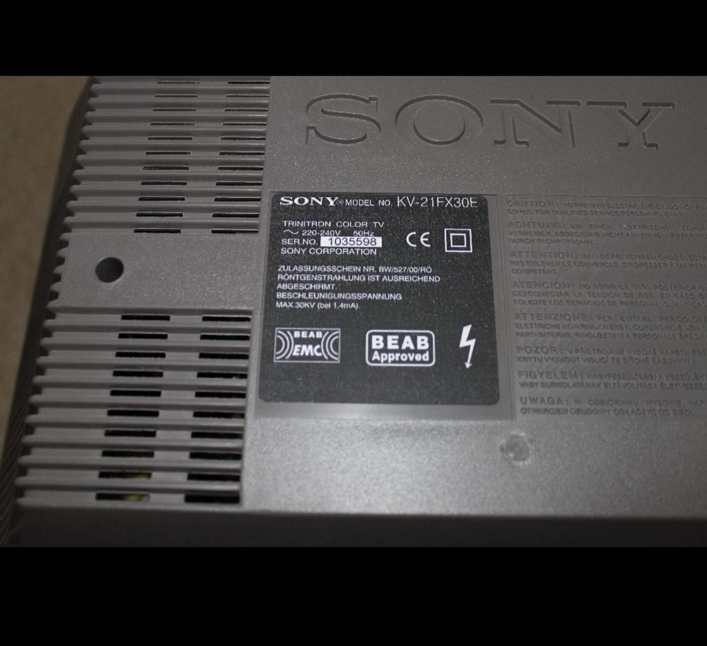 Ist dieser Fernseher für alte Konsolen geeignet? (Computer, Technik