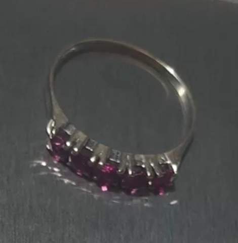 Ist dieser Ring in der Größe verstellbar?