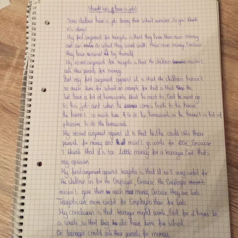 Ist dieser Text hier grammatikalischen richtig ? - (Englisch, Klassenarbeit, texte korrigieren)