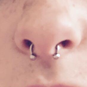 Von vorne - (Piercing, Septum-Piercing)