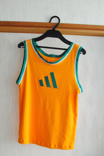 Ist Es Erleubt Legitim Ein Adidas Logo Trefoil Logo Auf Sein Shirt Zu Malen Oder Drucken Legal Marke T Shirt