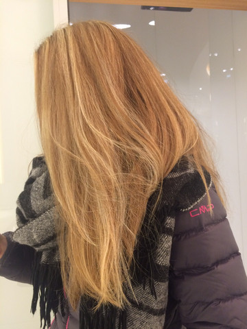 blonde haare mit blonden strähnen