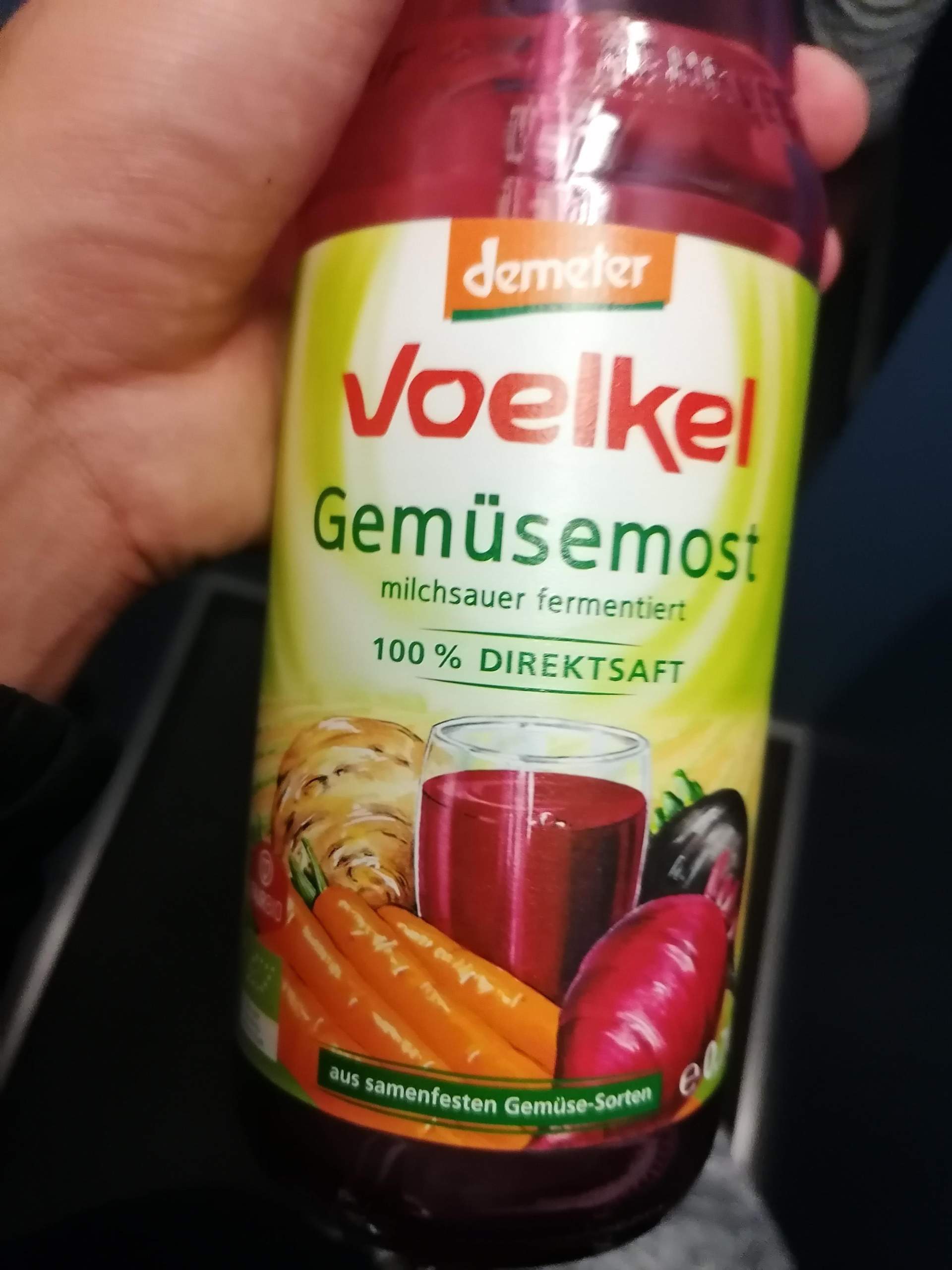 Ist es ungesund so eine ganze Flasche am Tag zu trinken?? (Gesundheit und Medizin)
