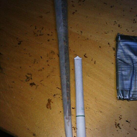 Ist Es Verboten Wenn Ich Das Zuhause Rauchen Wurde Also Nicht In Der Offentlichkeit Joint