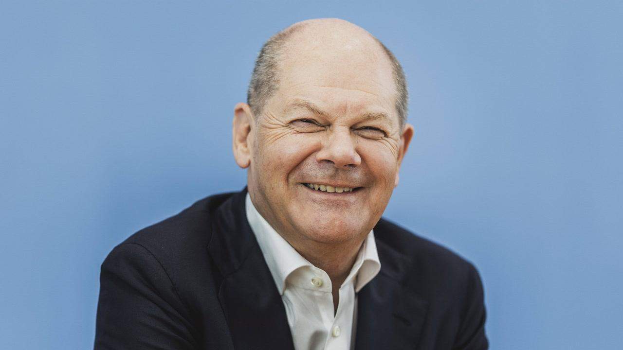 Ist Herr Scholz als Bundeskanzler noch haltbar? (Politik, Deutschland ...