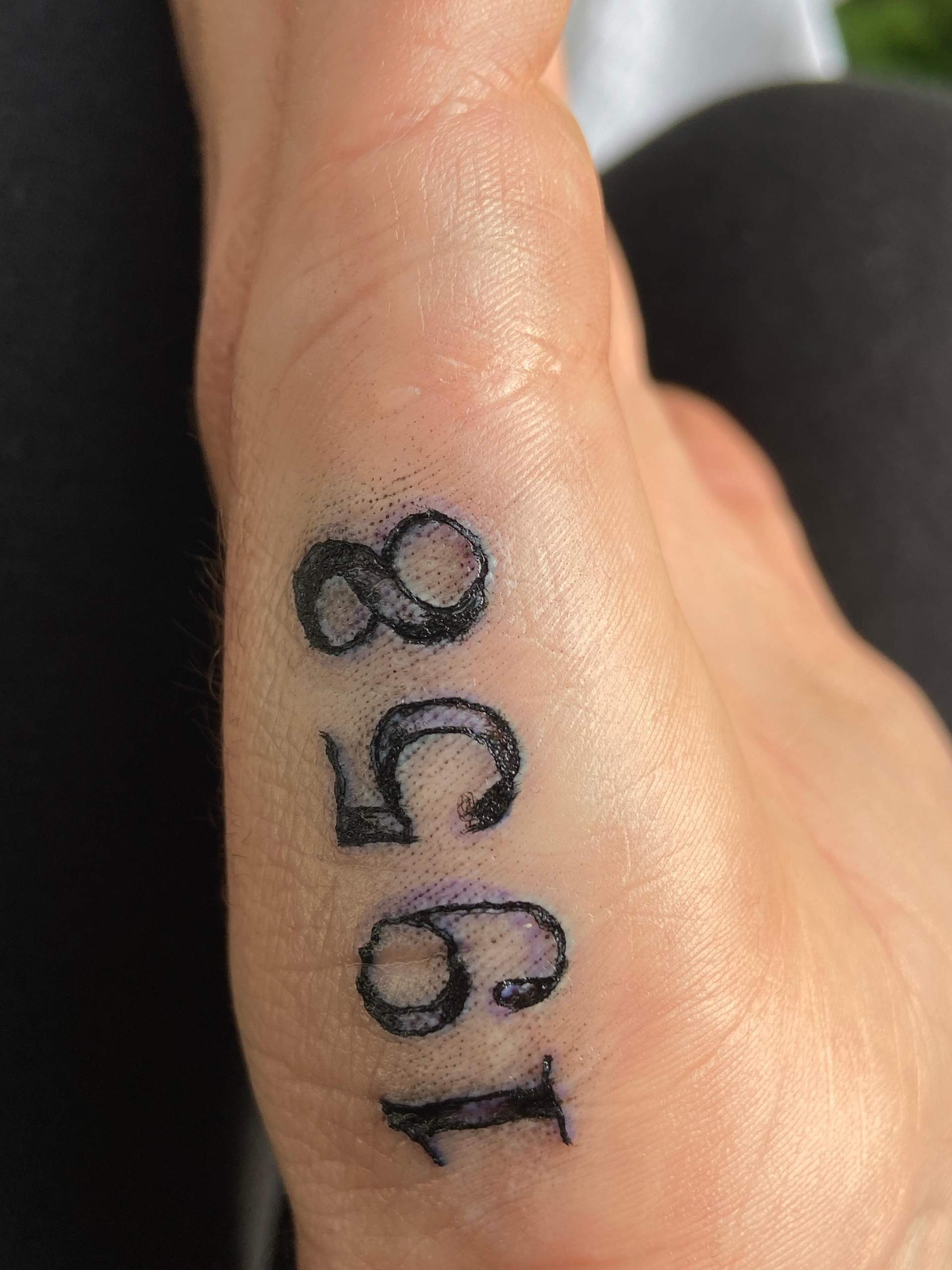 Ist mein tattoo sehr unsauber gestochen, was kann ich tun? (Gesundheit und Medizin, Aussehen