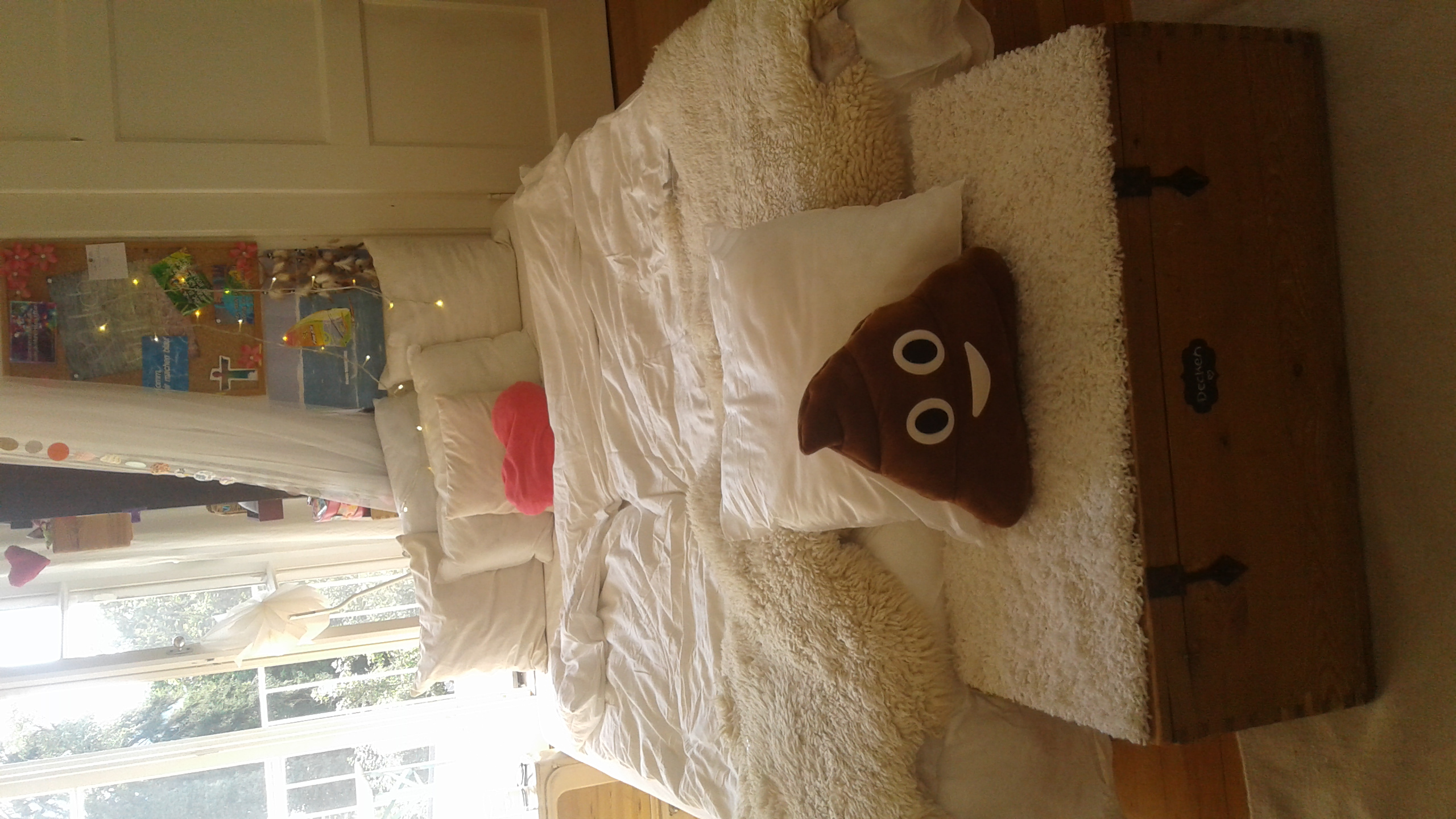 Ist mein Zimmer hässlich(foto)?bin 14...? (wohnen, Beratung, gestalten)